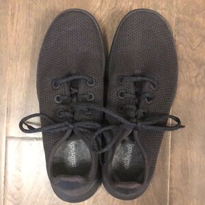 Allbirds women’s sneakers running athletic shoes gray